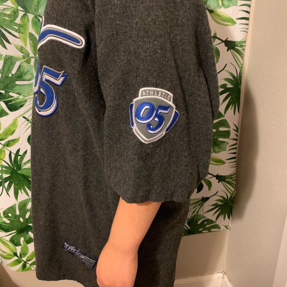 VINTAGE FUBU JERSEY🖤 - Picture 6 of 8